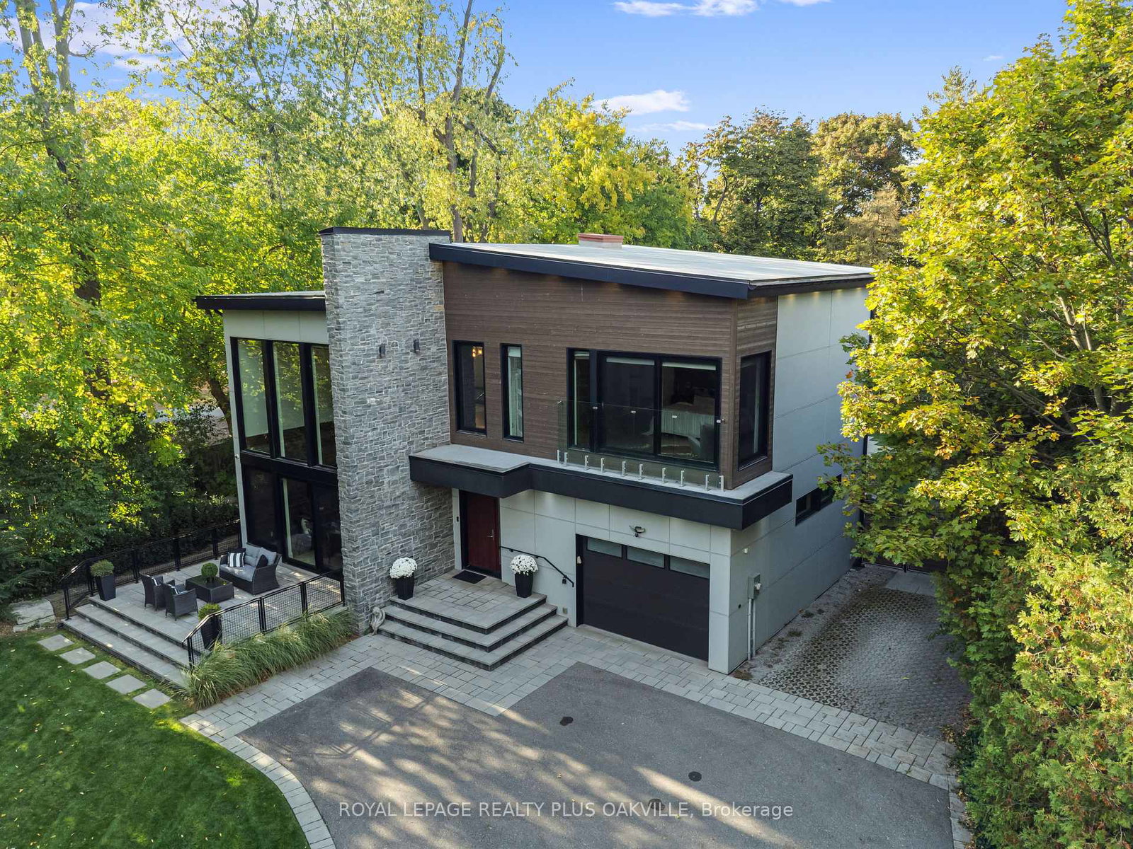 1207-stirling-drive-oakville-ontario-w12472511