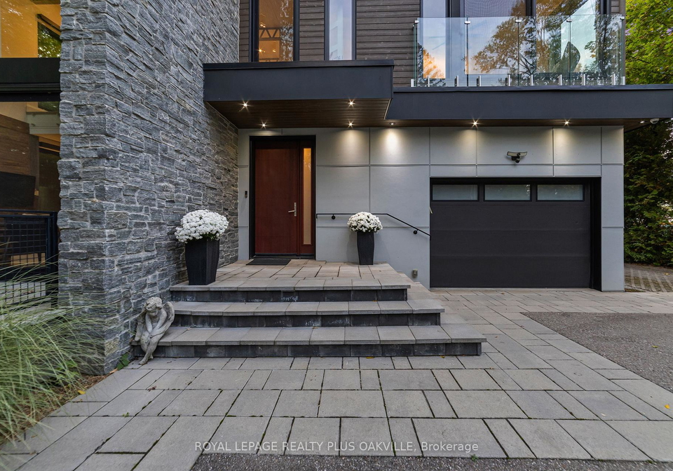 1207-stirling-drive-oakville-ontario-w12472511