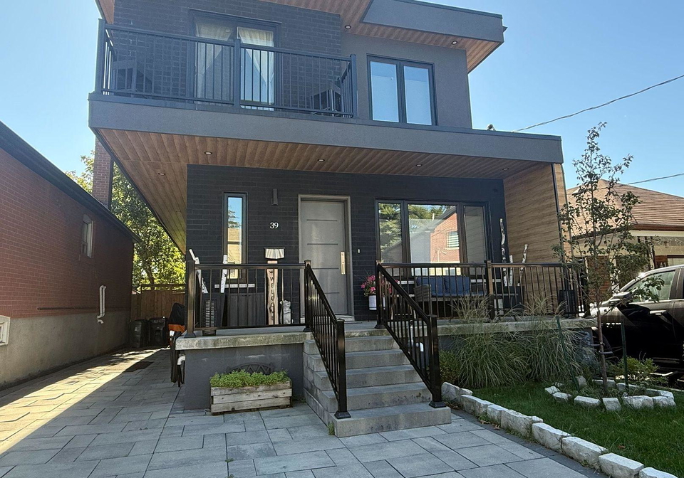 39-lonborough-avenue-north-york-ontario-w12472624