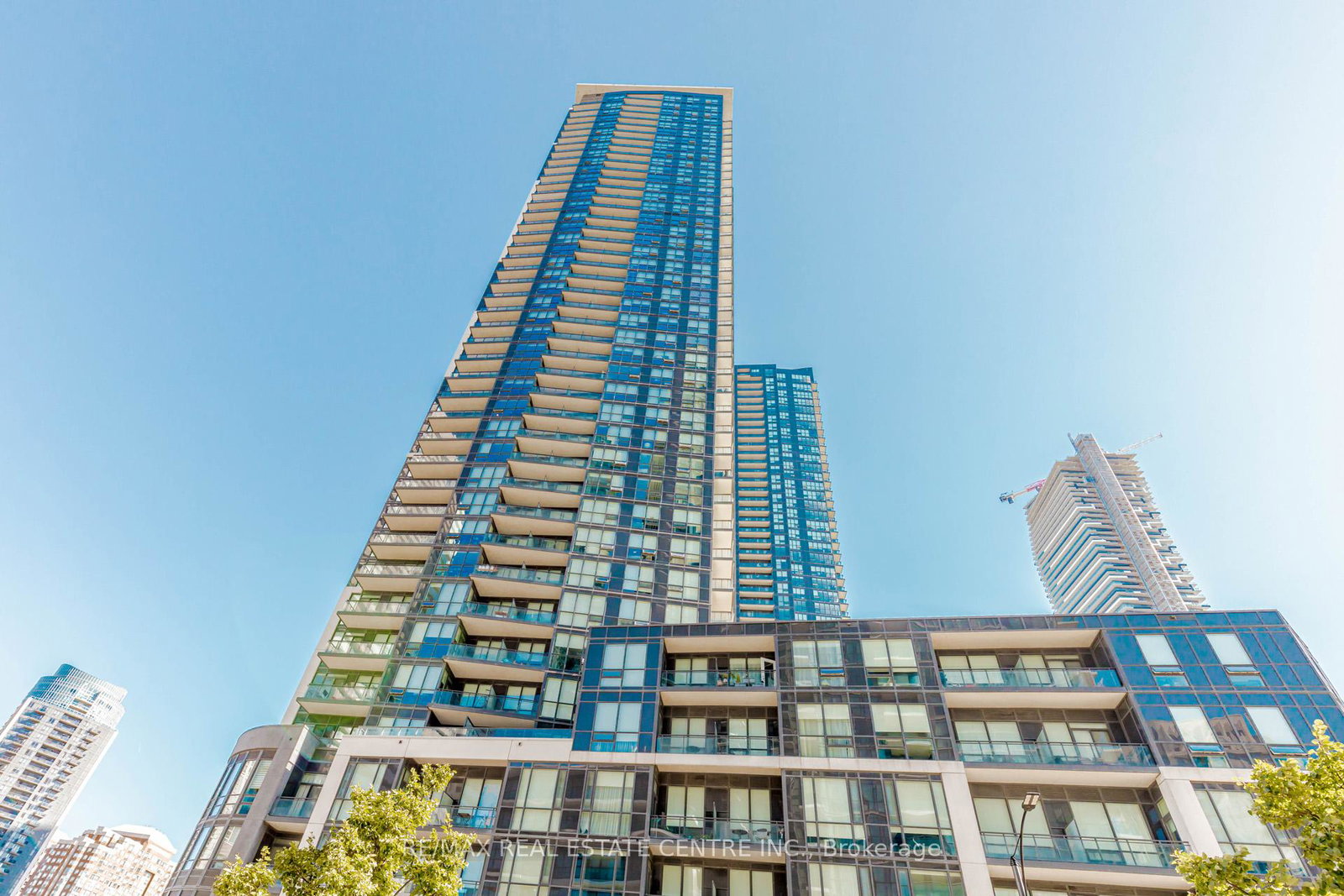 510-curran-place-mississauga-ontario-w12472860