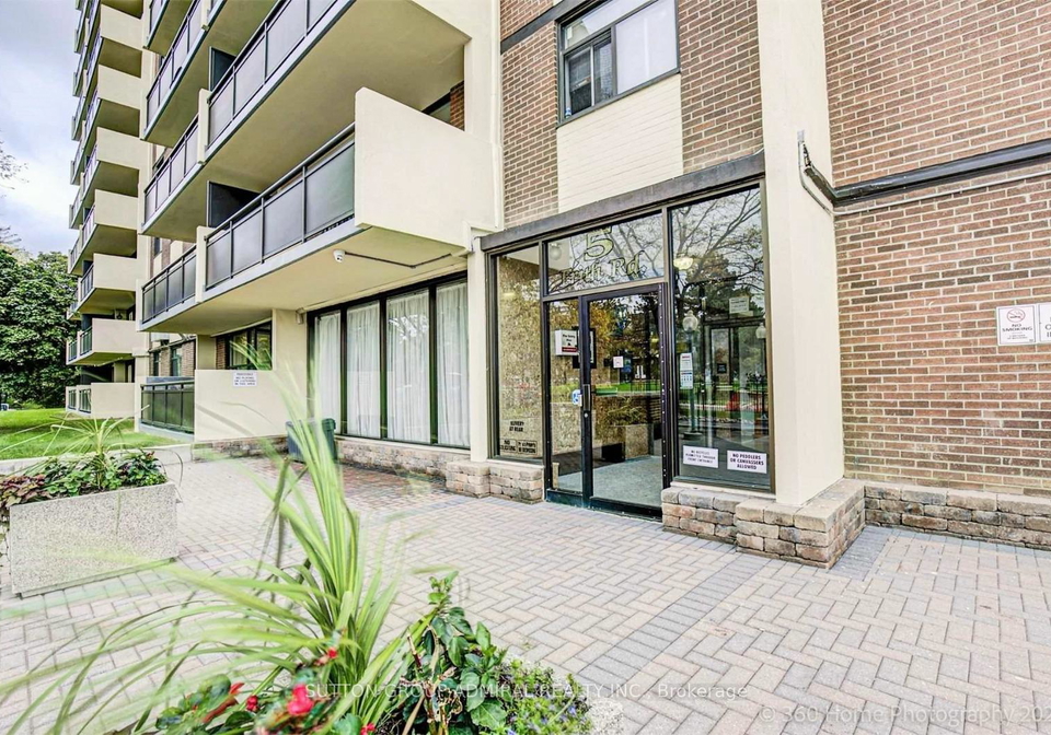 5-s-frith-road-s-york-ontario-w12472922