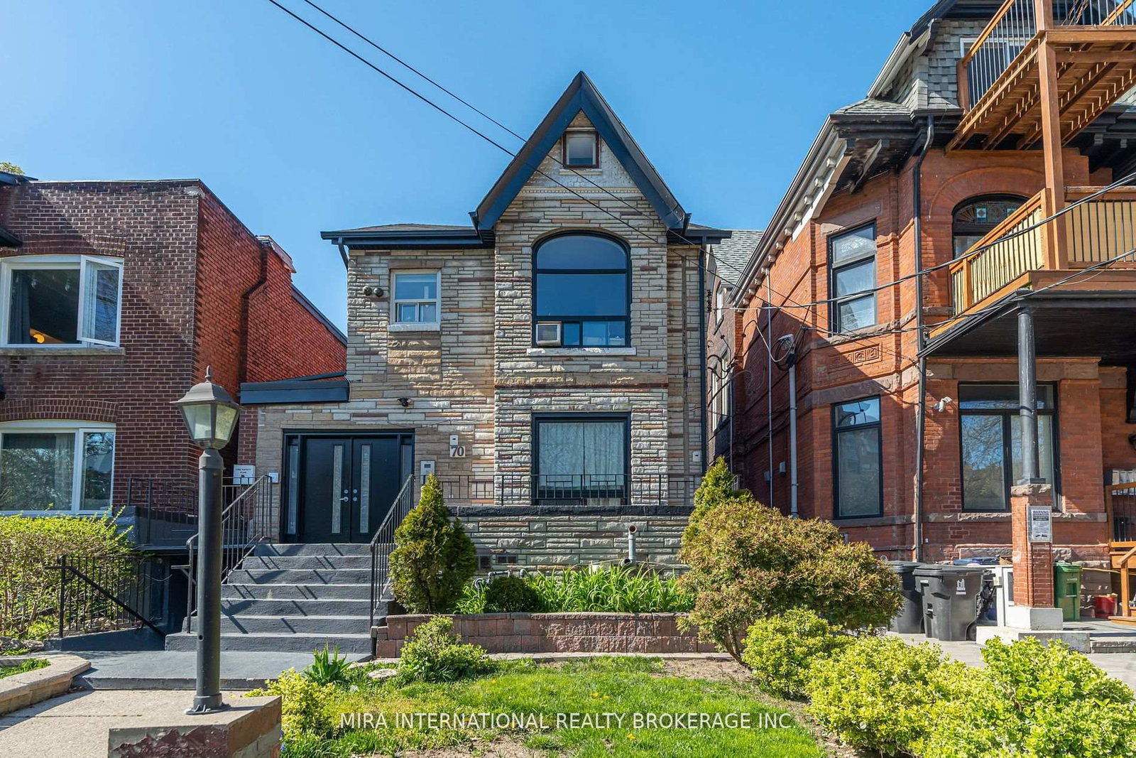 70-melbourne-avenue-toronto-ontario-w12472960