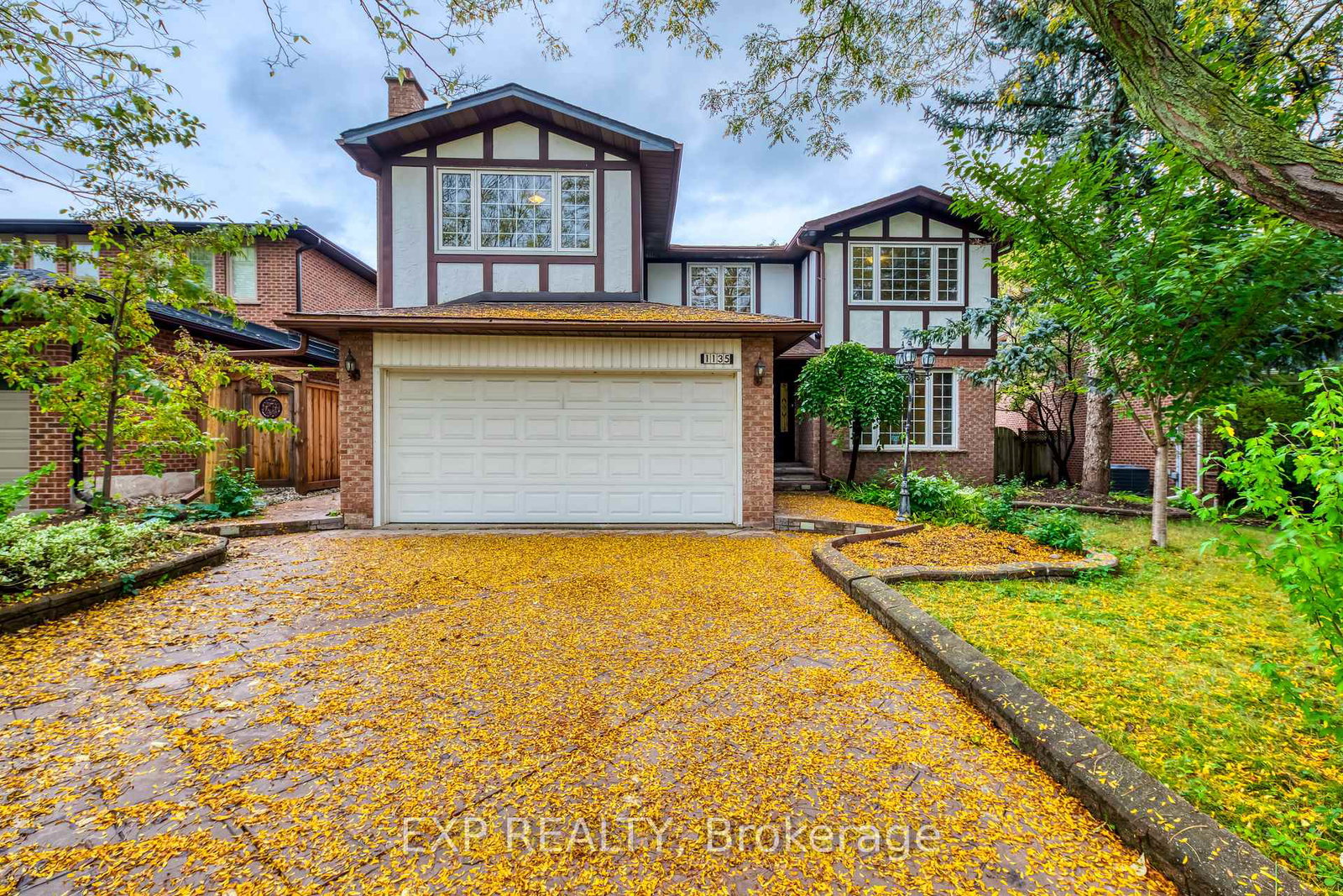 1135-montrose-abbey-drive-oakville-ontario-w12473011