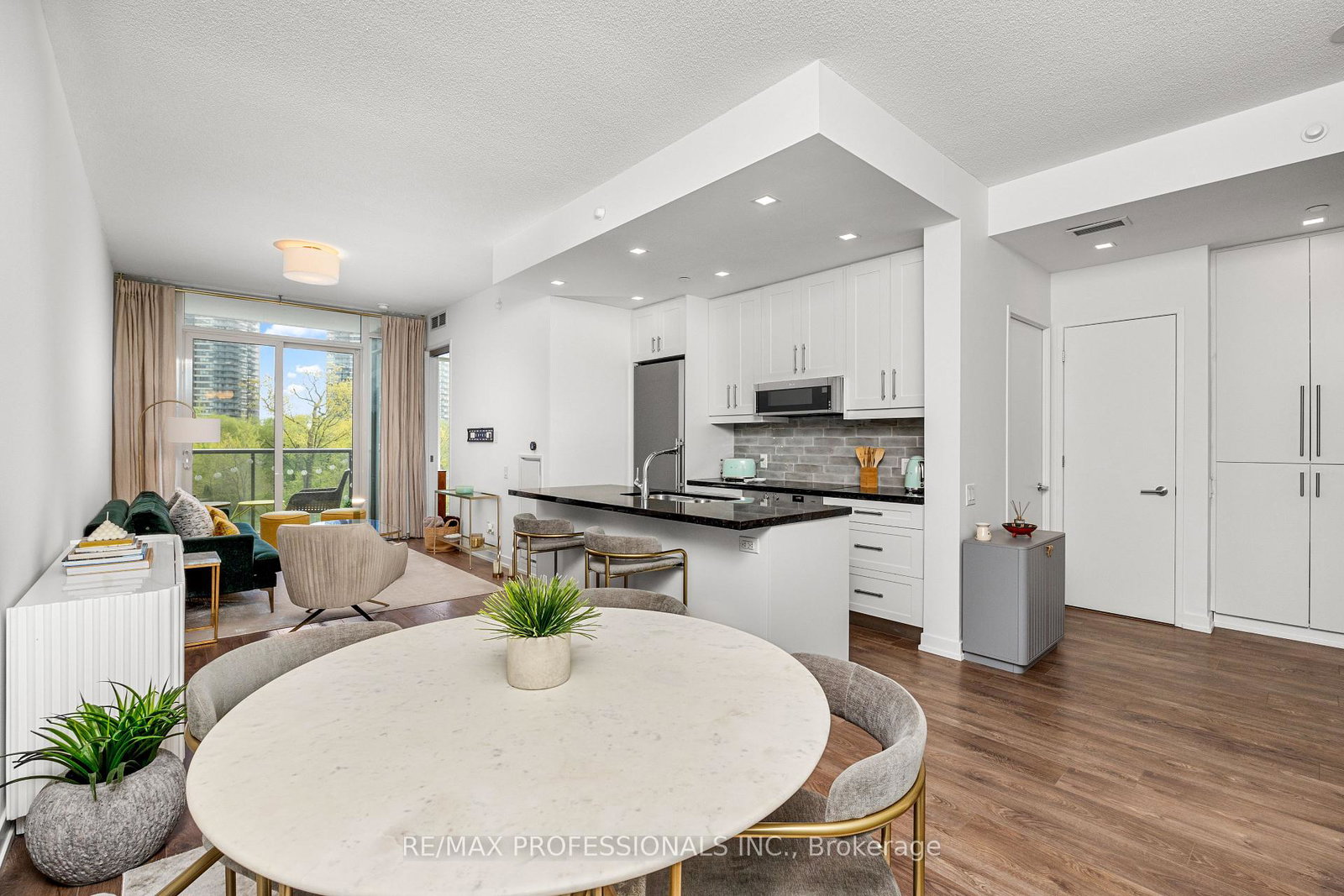 88-park-lawn-road-etobicoke-ontario-w12473172