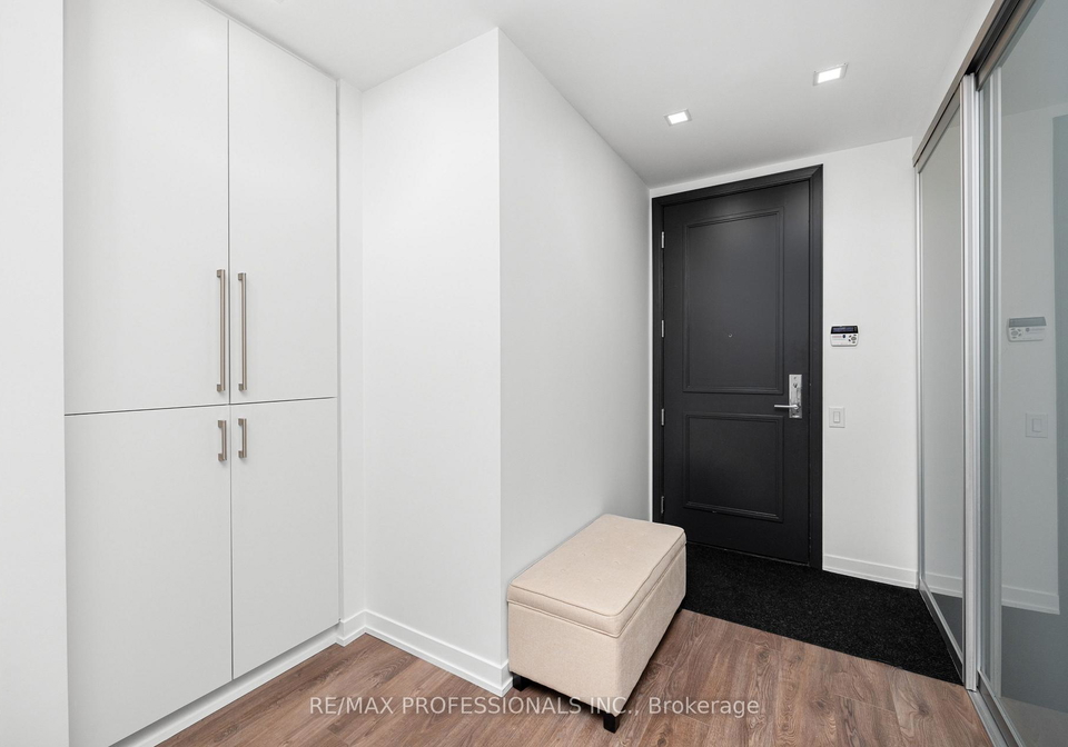 88-park-lawn-road-etobicoke-ontario-w12473172