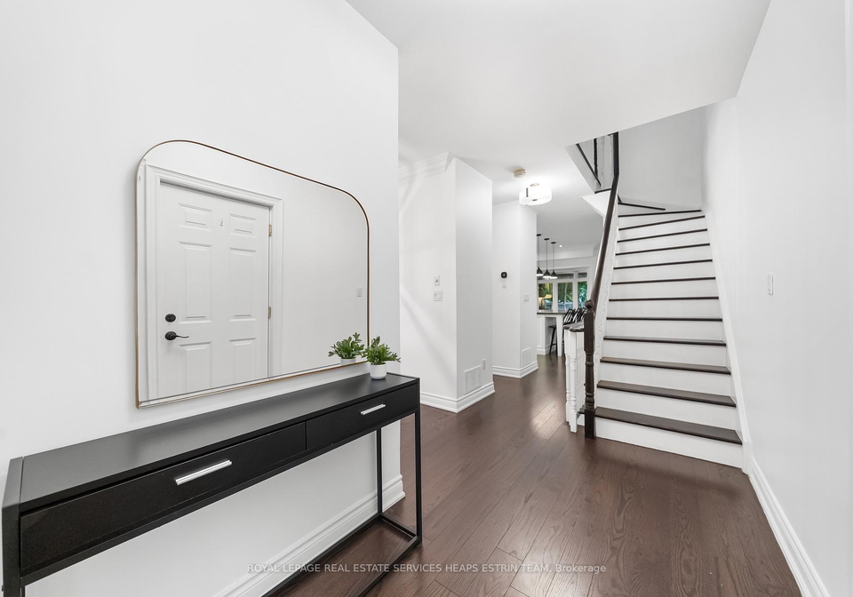 11-tyre-avenue-etobicoke-ontario-w12473352
