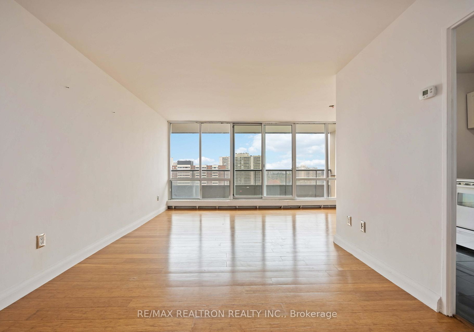 31-four-winds-drive-york-ontario-w12473411