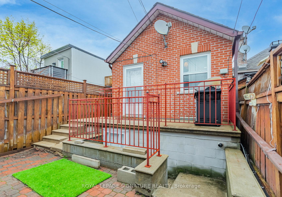 246-nairn-avenue-toronto-ontario-w12473488