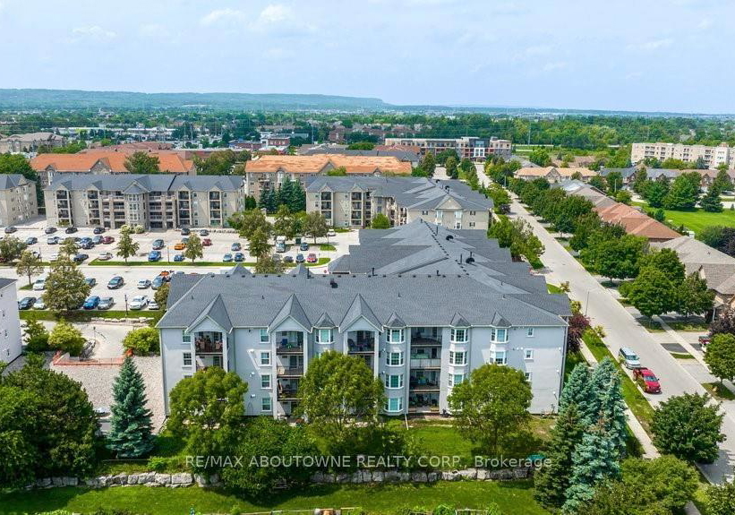 1421-walkers-line-burlington-ontario-w12473659