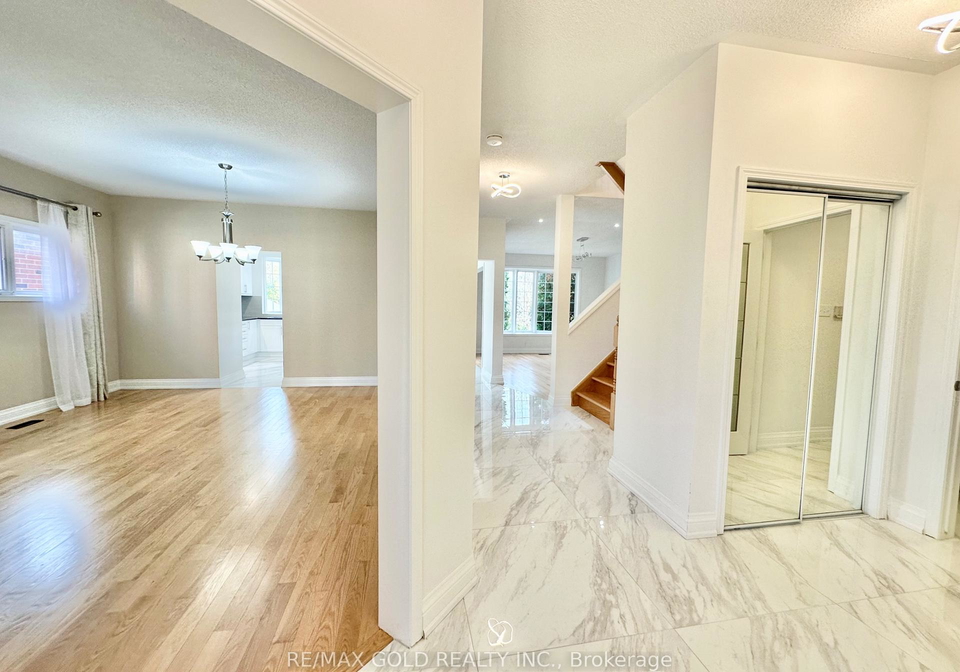 3401-crompton-crescent-mississauga-ontario-w12473794