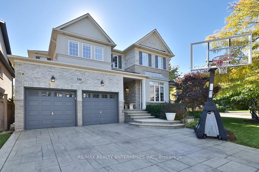 2151-bingley-crescent-oakville-ontario-w12474040