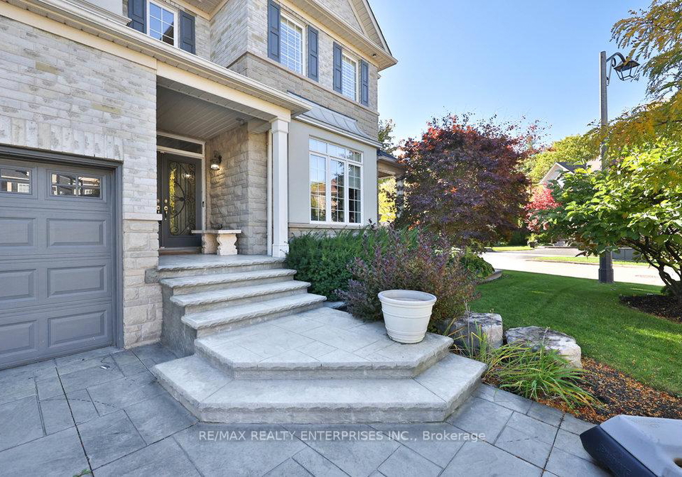 2151-bingley-crescent-oakville-ontario-w12474040
