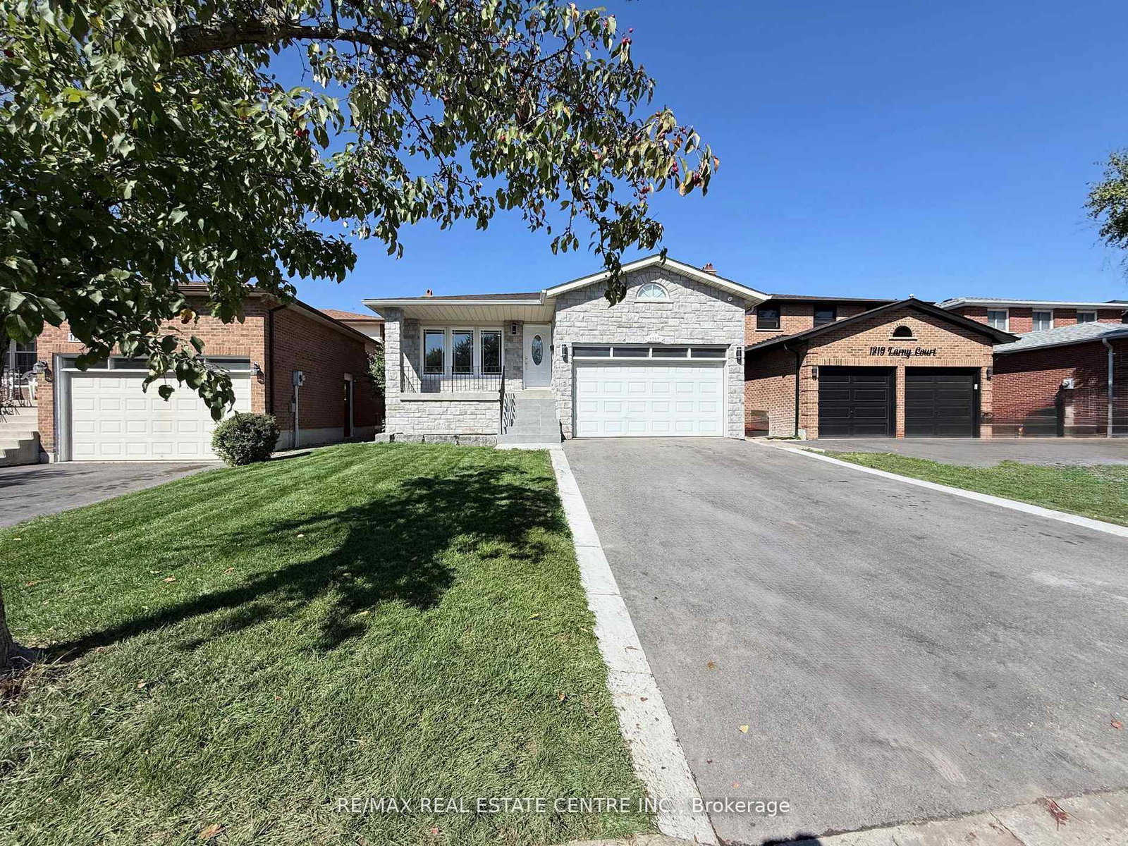 1215-larny-court-mississauga-ontario-w12474664