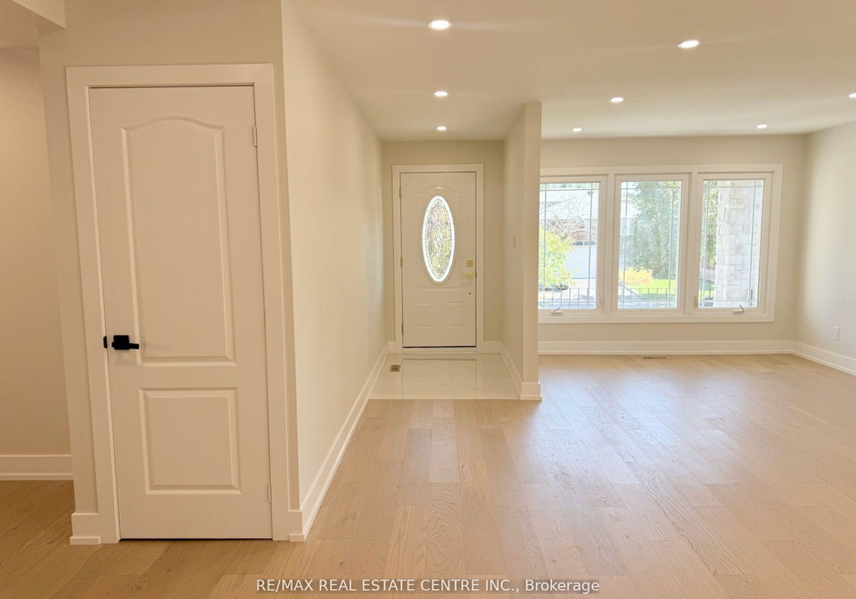 1215-larny-court-mississauga-ontario-w12474664