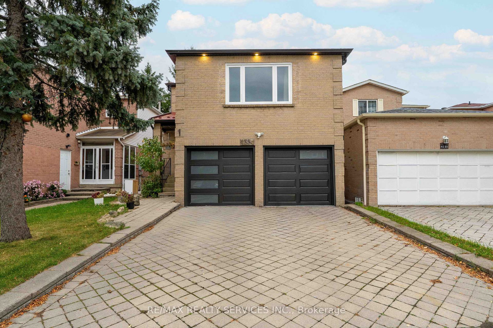 4354-waterford-crescent-mississauga-ontario-w12474674