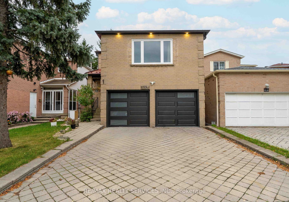 4354-waterford-crescent-mississauga-ontario-w12474674