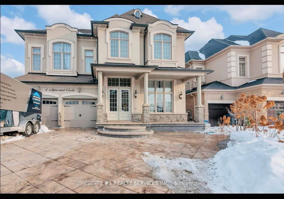 4-agincourt-circle-brampton-ontario-w12474687