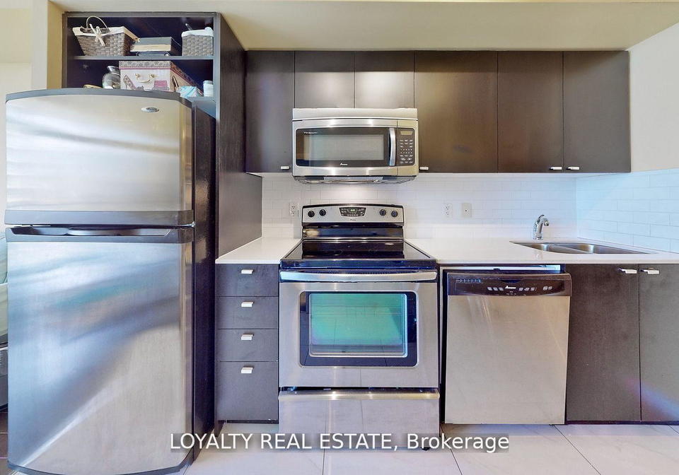 103-the-queensway-w-toronto-ontario-w12474807