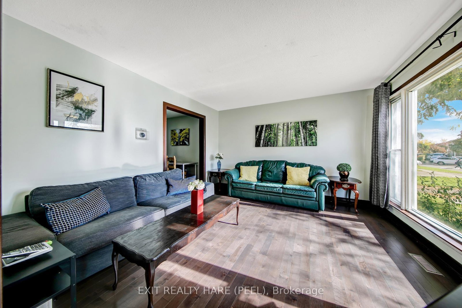 6-earnscliffe-gate-n-brampton-ontario-w12474863