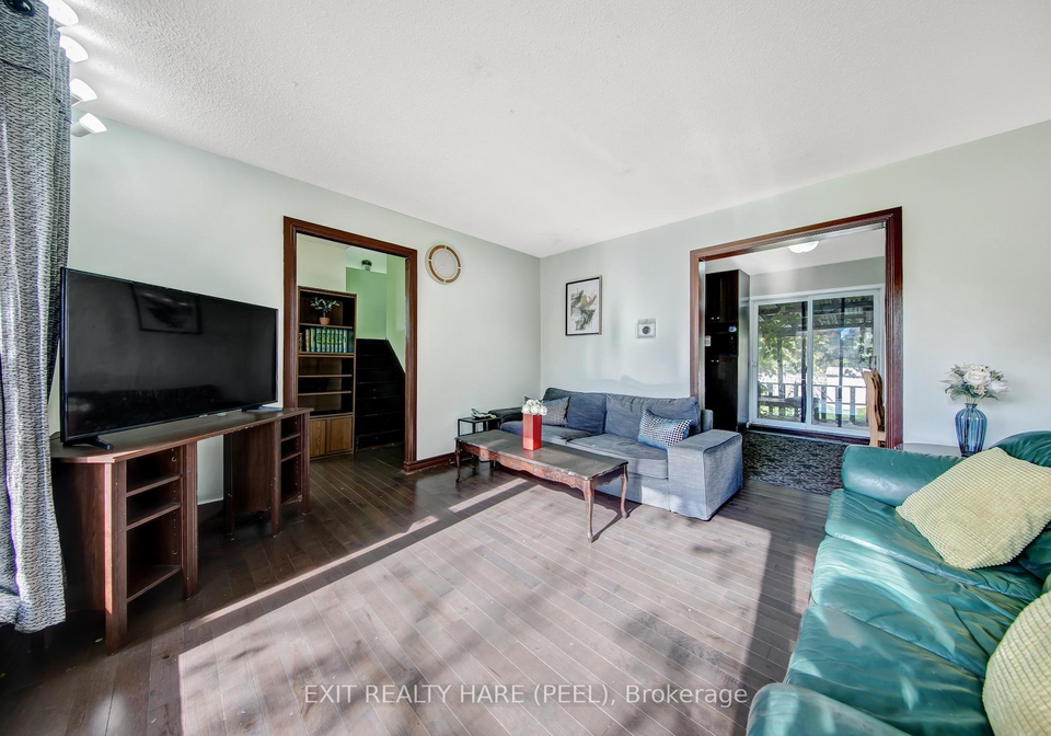 6-earnscliffe-gate-n-brampton-ontario-w12474863
