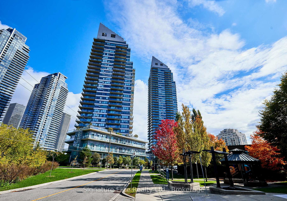 2240-lake-shore-boulevard-w-etobicoke-ontario-w12474865