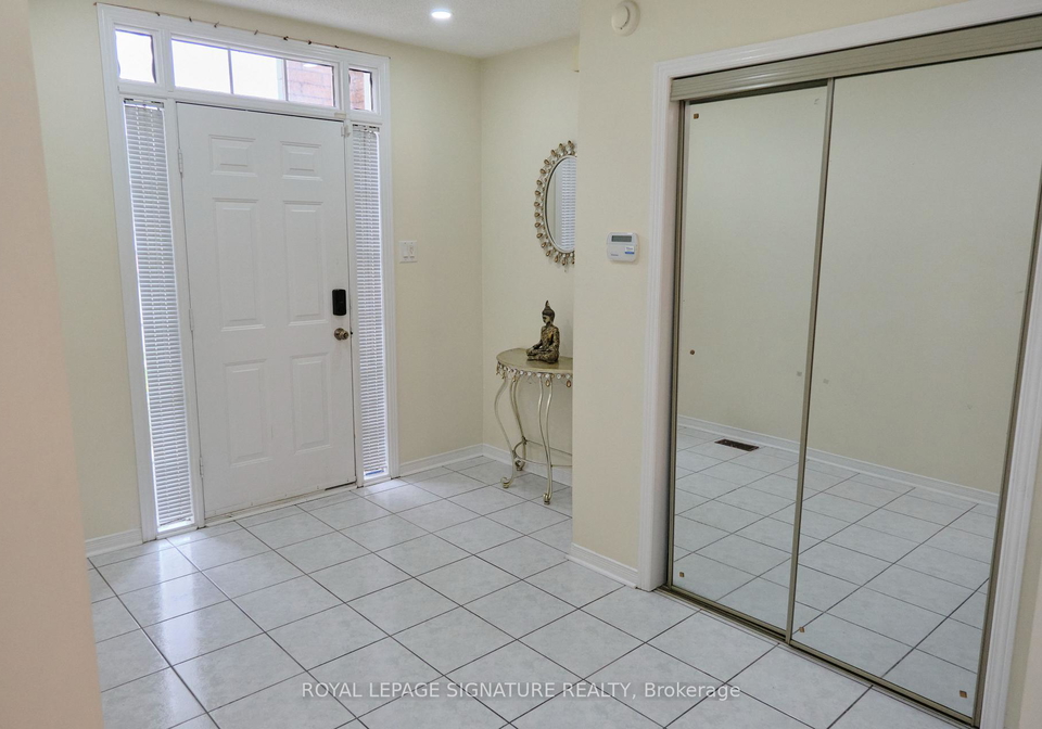 12-pacific-wind-crescent-brampton-ontario-w12475014