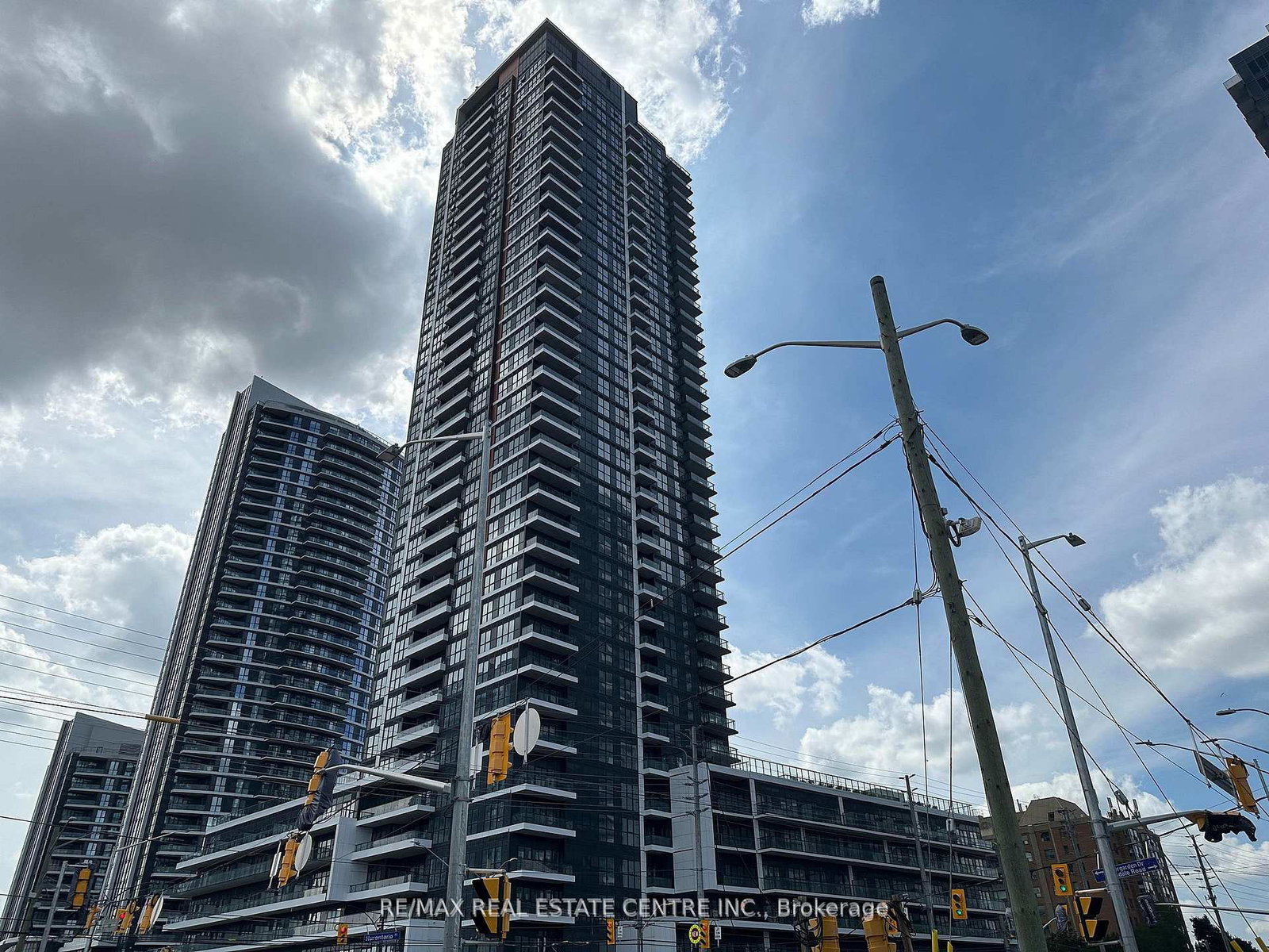 15-watergarden-drive-mississauga-ontario-w12475062