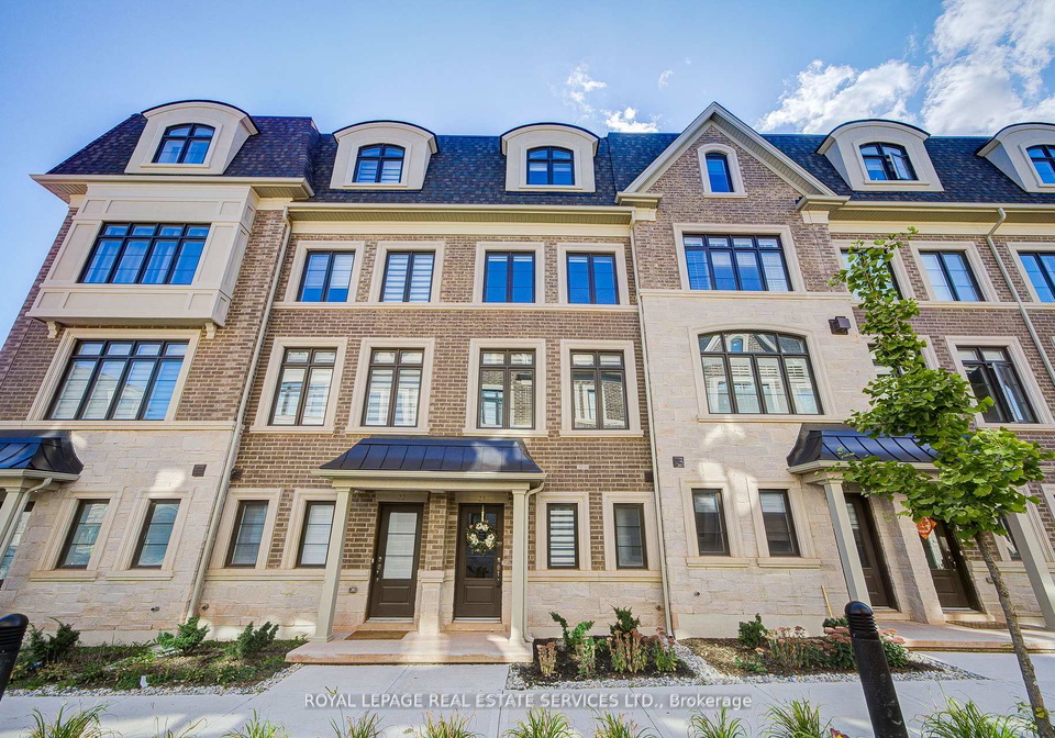 270-melody-common-oakville-ontario-w12475076