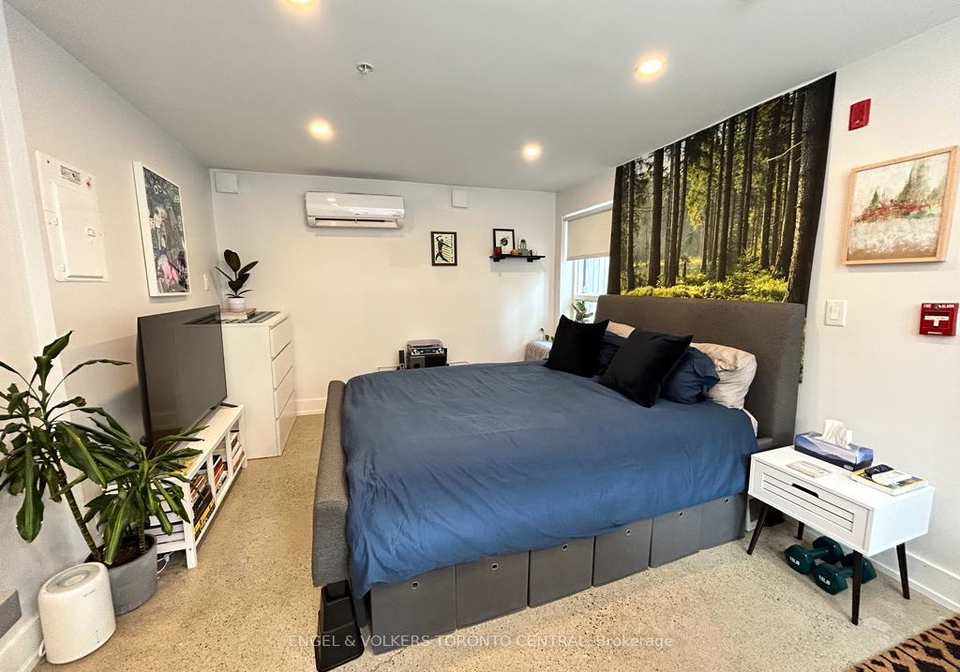 1553-bloor-street-w-toronto-ontario-w12475403