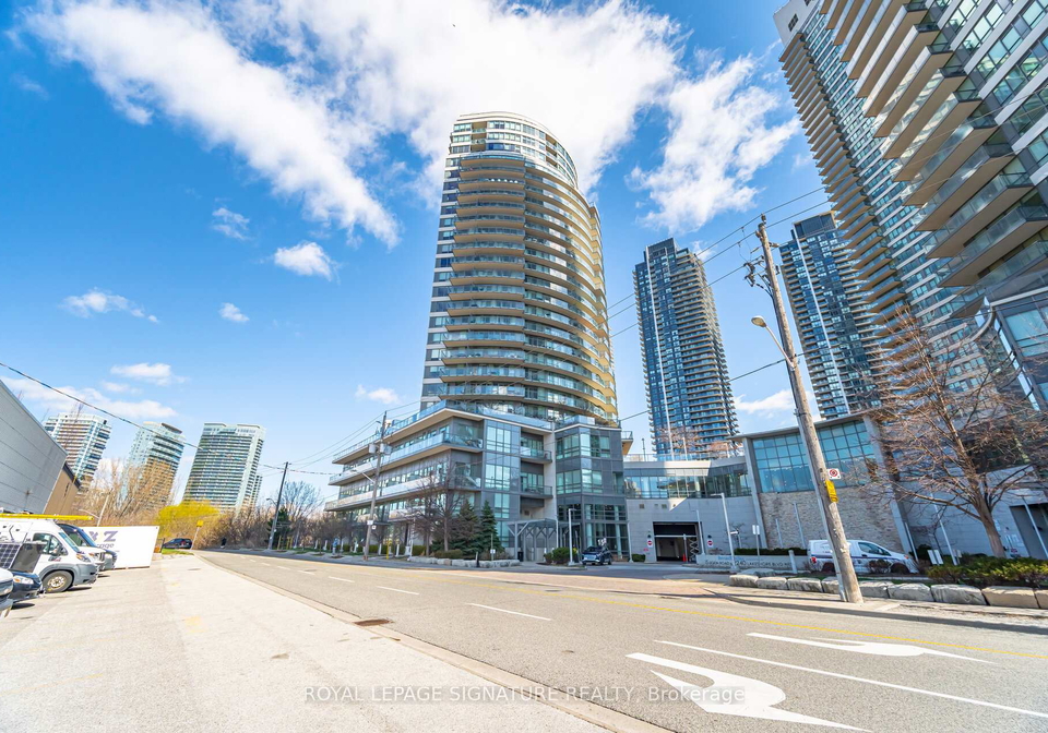 15-legion-road-etobicoke-ontario-w12475426