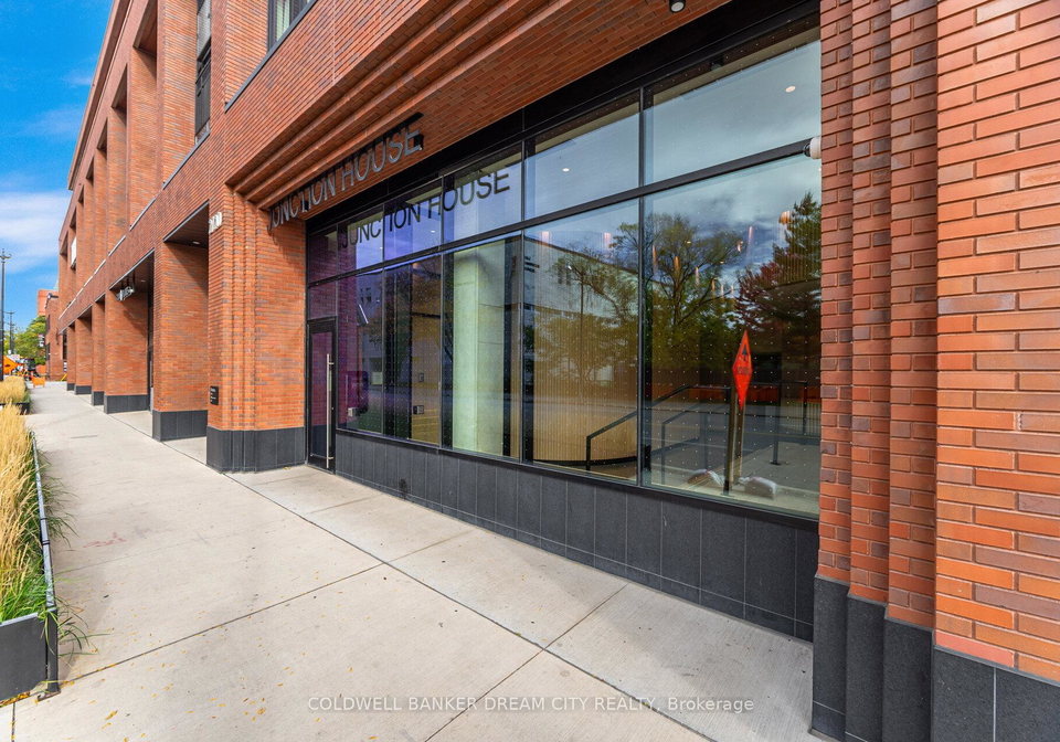 2720-dundas-street-w-toronto-ontario-w12475554