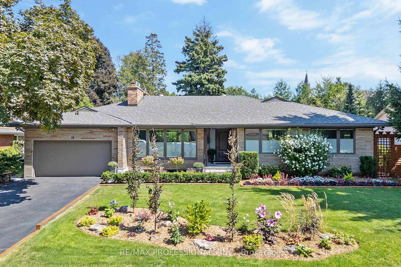 19-palace-arch-drive-etobicoke-ontario-w12475597