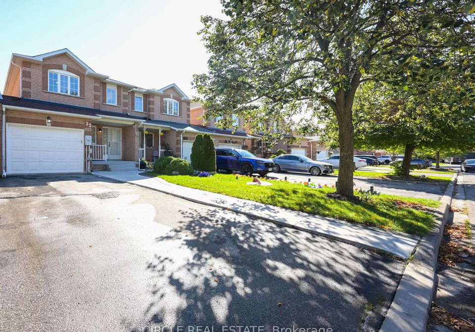 32-torada-court-brampton-ontario-w12475744