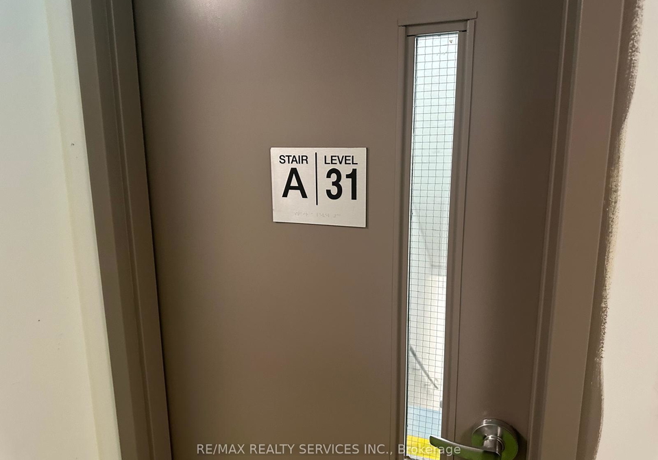 15-watergarden-drive-mississauga-ontario-w12476015
