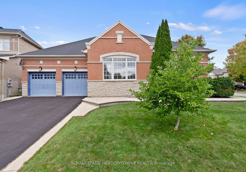 32-nova-scotia-road-brampton-ontario-w12476142