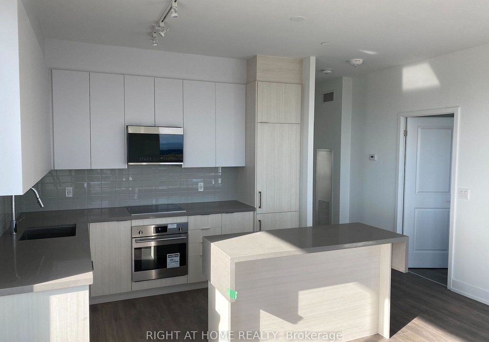 297-oak-walk-drive-oakville-ontario-w12476241