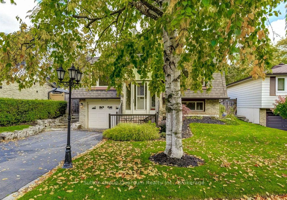 1249-richards-crescent-oakville-ontario-w12476287
