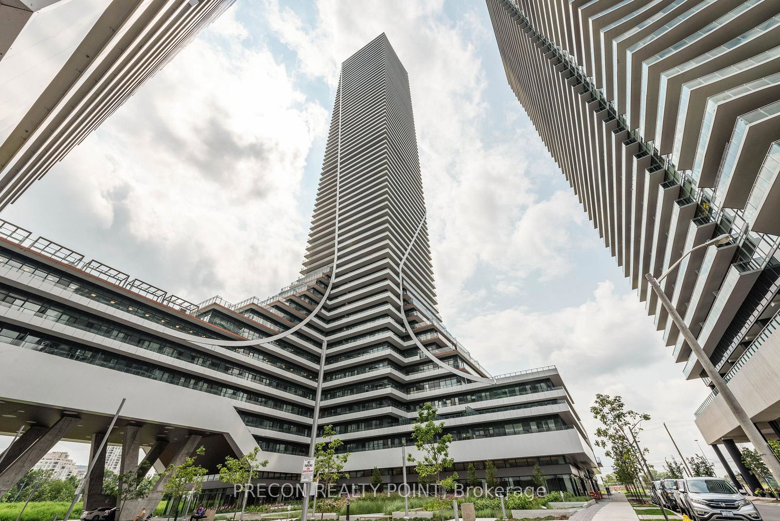 30-shore-breeze-drive-e-etobicoke-ontario-w12476614