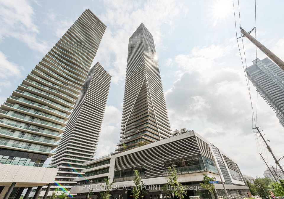 30-shore-breeze-drive-e-etobicoke-ontario-w12476614