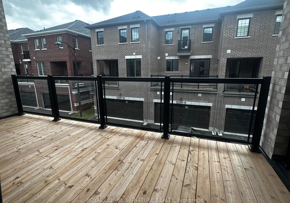 1259-lily-crescent-milton-ontario-w12476654