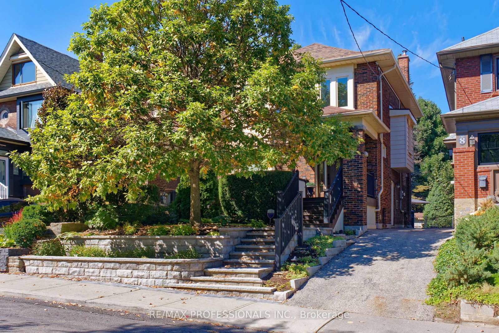 12-glenwood-avenue-toronto-ontario-w12476724