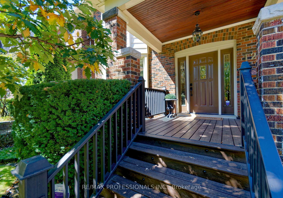 12-glenwood-avenue-toronto-ontario-w12476724