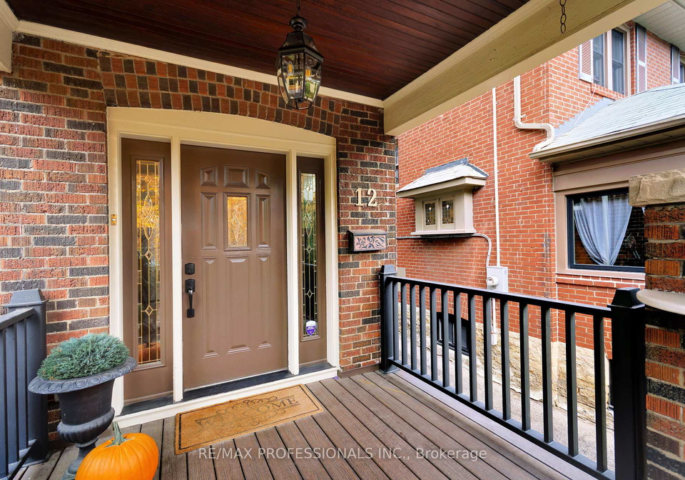 12-glenwood-avenue-toronto-ontario-w12476724