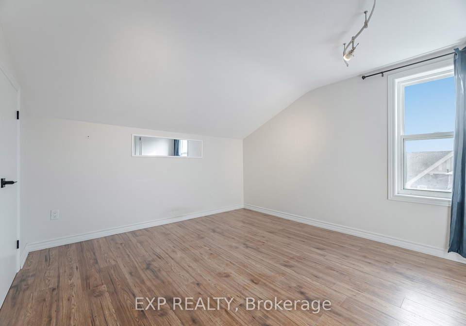 84-earlscourt-avenue-toronto-ontario-w12476728