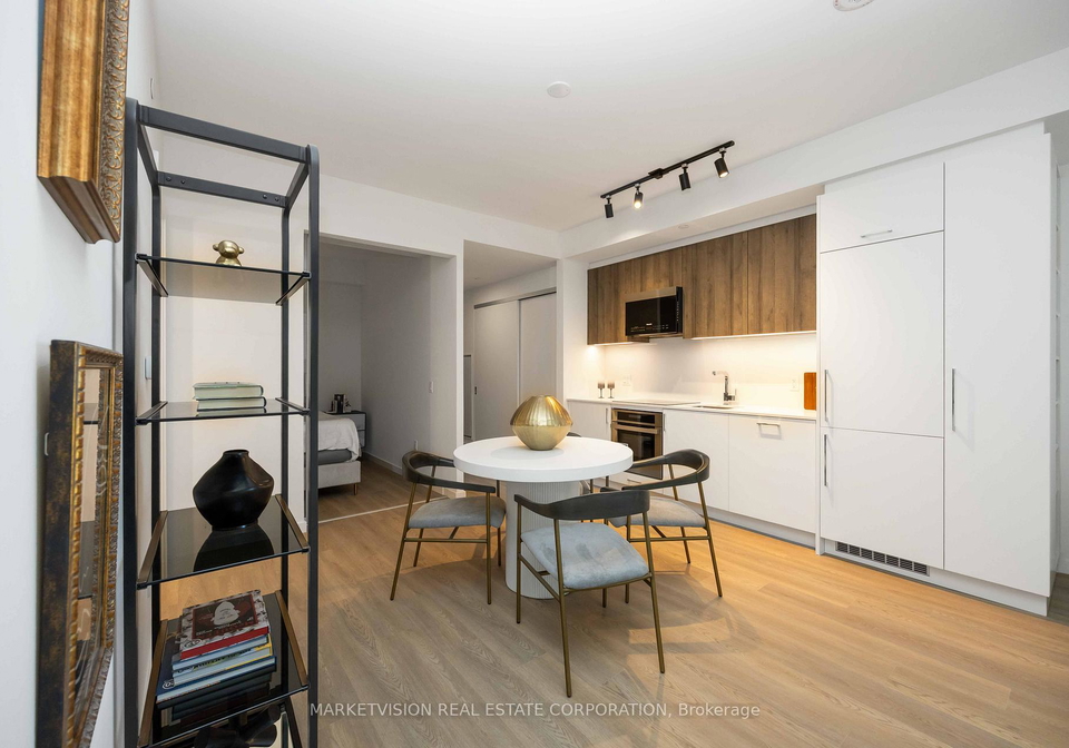 689-the-queensway-etobicoke-ontario-w12476765