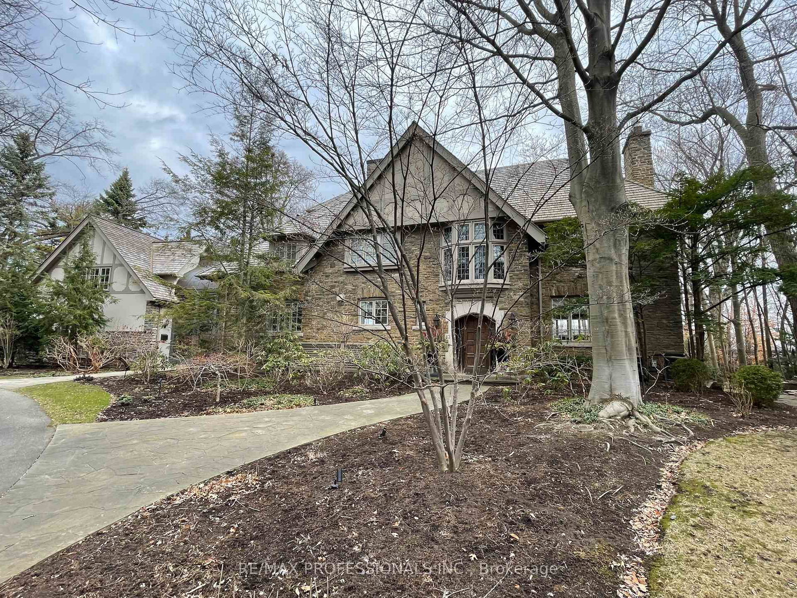 43-the-kingsway-etobicoke-ontario-w12476896