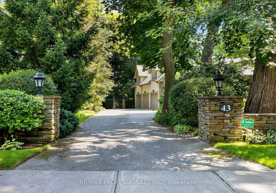 43-the-kingsway-etobicoke-ontario-w12476896