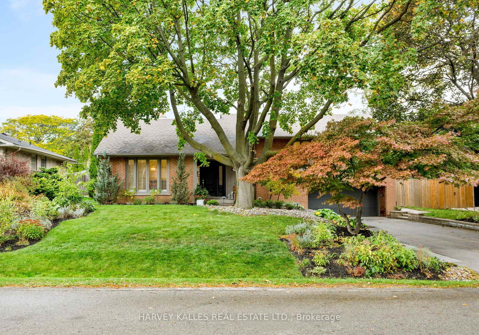 36-ravensbourne-crescent-etobicoke-ontario-w12476989
