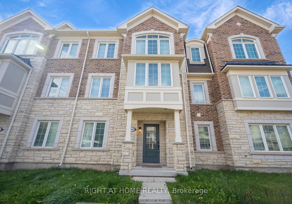 3082-harbell-gate-oakville-ontario-w12477156