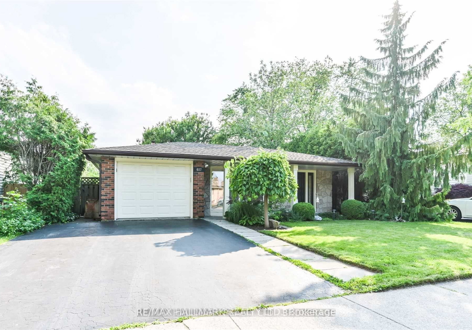 687-artreva-crescent-burlington-ontario-w12477293